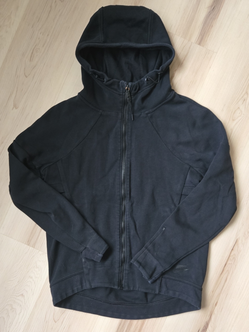 Nike Women's Sportswear Tech Fleece Hoodie, Black, Size Small